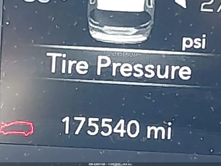 2020 CHRYSLER VOYAGER LXI