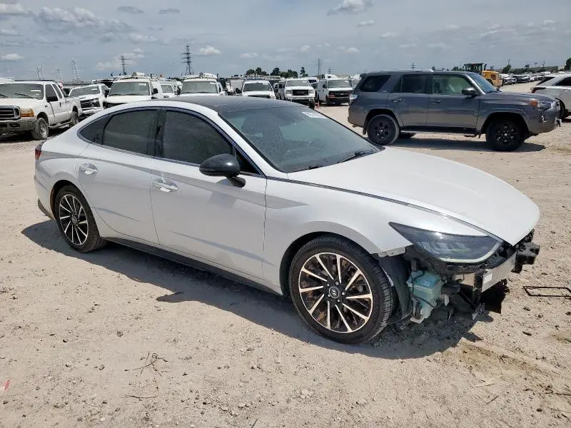 2020 HYUNDAI SONATA SEL PLUS  