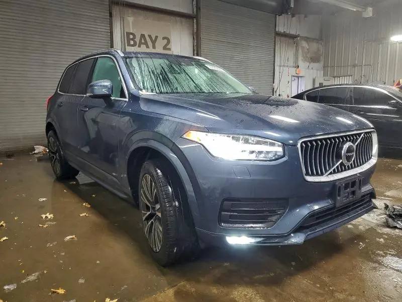 2021 VOLVO XC90 T6 MOMENTUM  