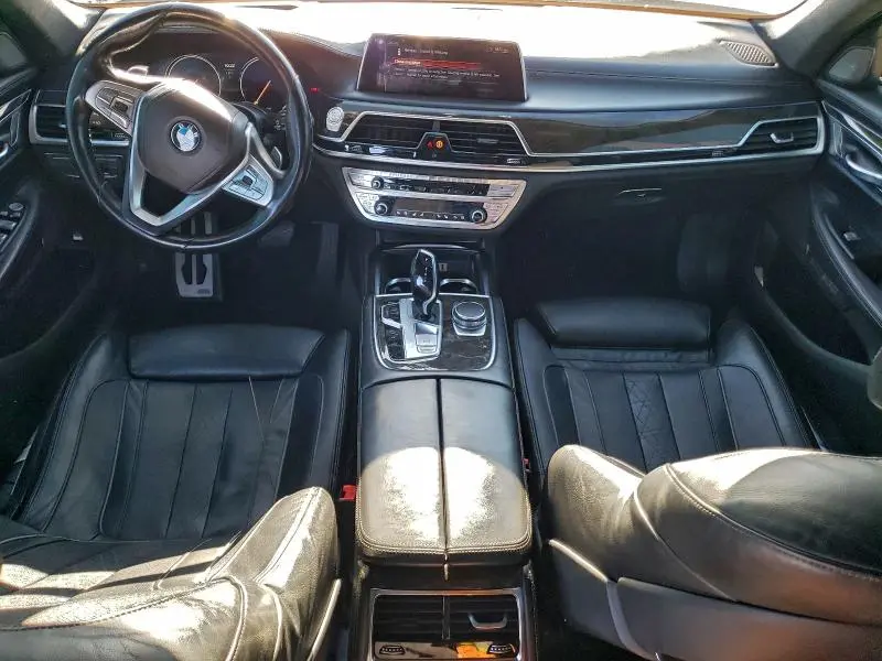 2016 BMW 750 XI  
