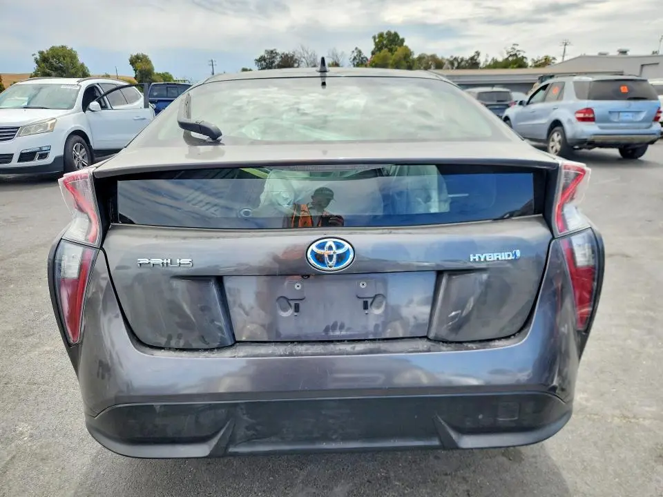 2017 TOYOTA PRIUS FOUR TOURING  