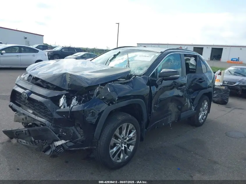 2020 TOYOTA RAV4 XLE PREMIUM