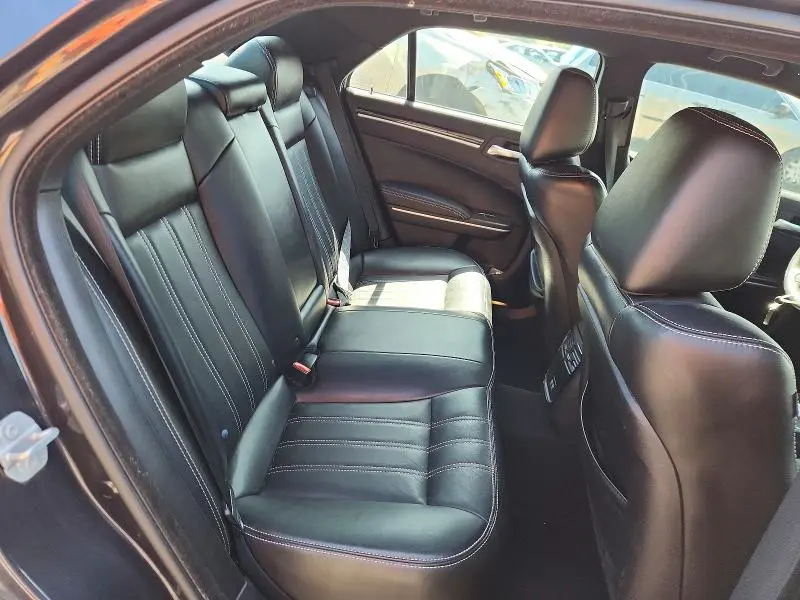 2019 CHRYSLER 300 S  