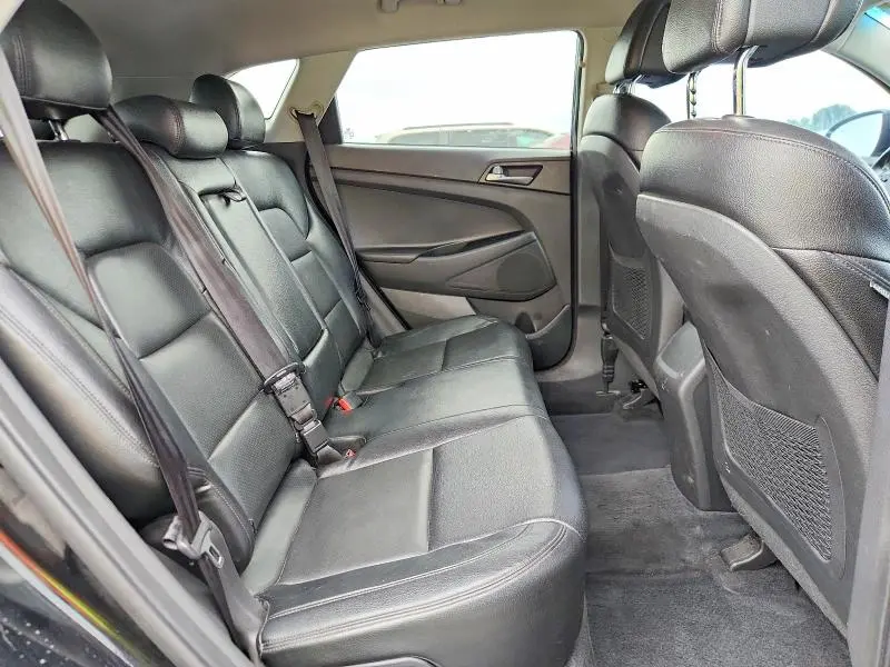 2016 HYUNDAI TUCSON SPORT  