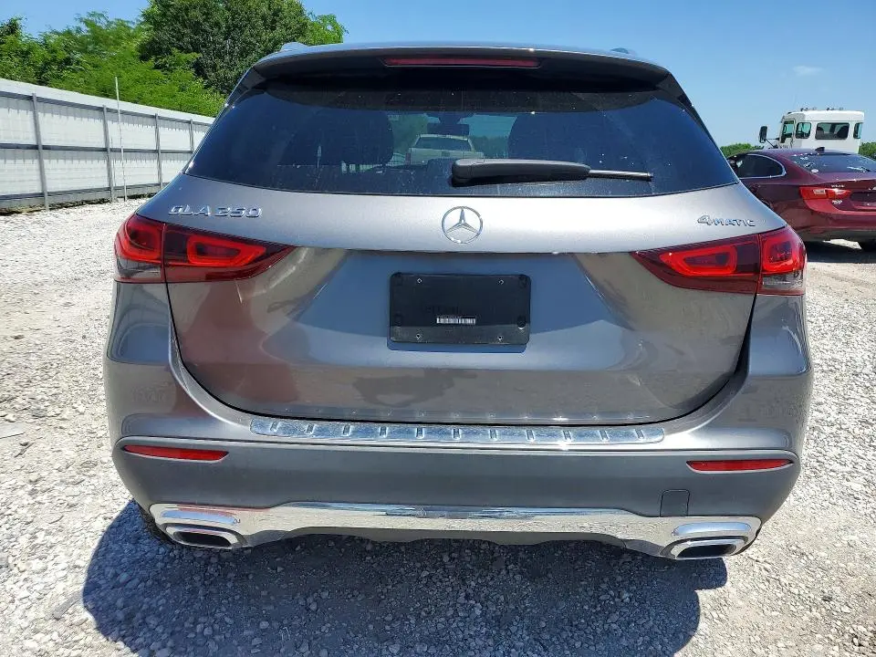 2023 MERCEDES-BENZ GLA 250 4MATIC  