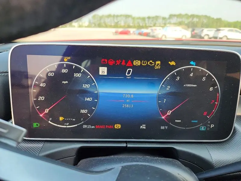 2024 MERCEDES-BENZ C 300  
