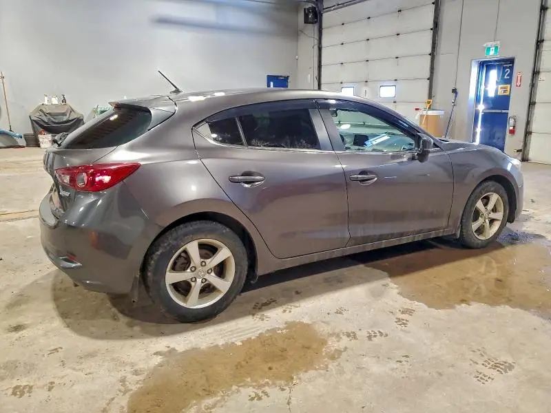 2018 MAZDA 3 TOURING  