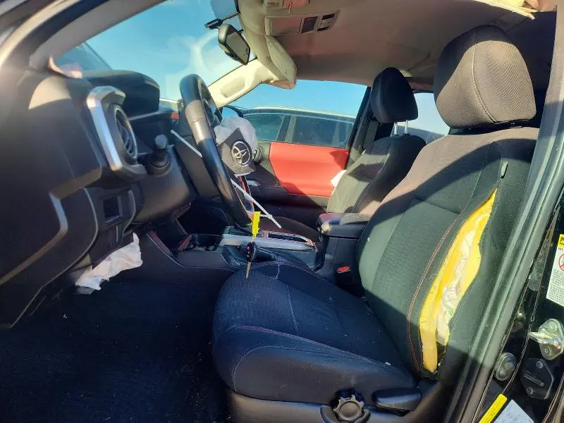 2016 TOYOTA TACOMA SR5 V6  