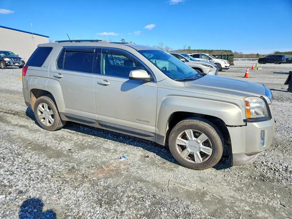 2013 GMC TERRAIN SLE  