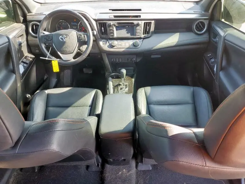 2016 TOYOTA RAV4 SE