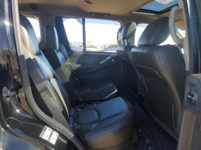 2012 NISSAN PATHFINDER S  