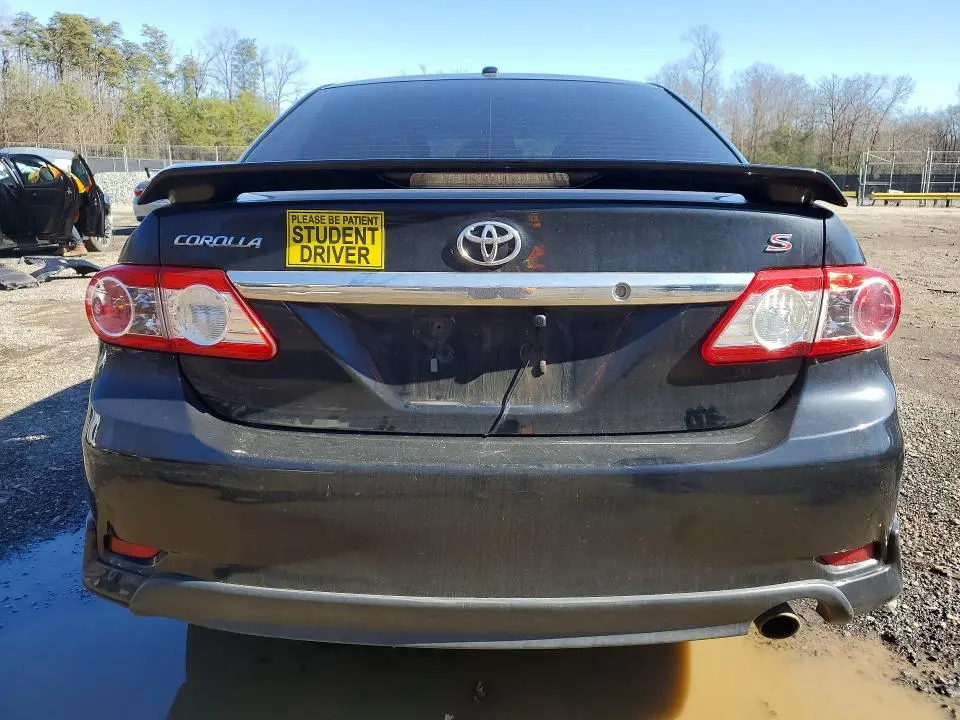 2011 TOYOTA COROLLA S  
