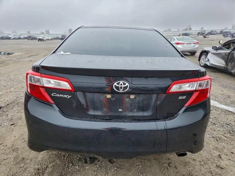2014 TOYOTA CAMRY L  