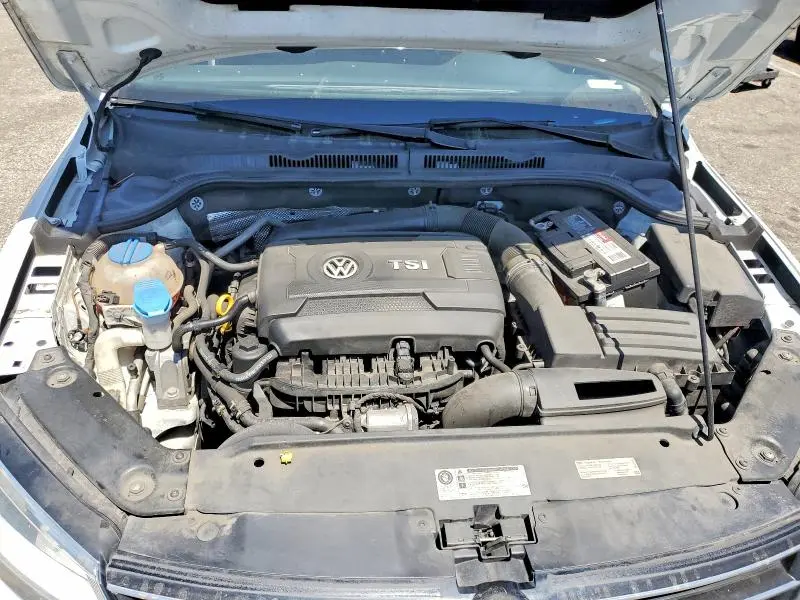 2015 VOLKSWAGEN JETTA SE  