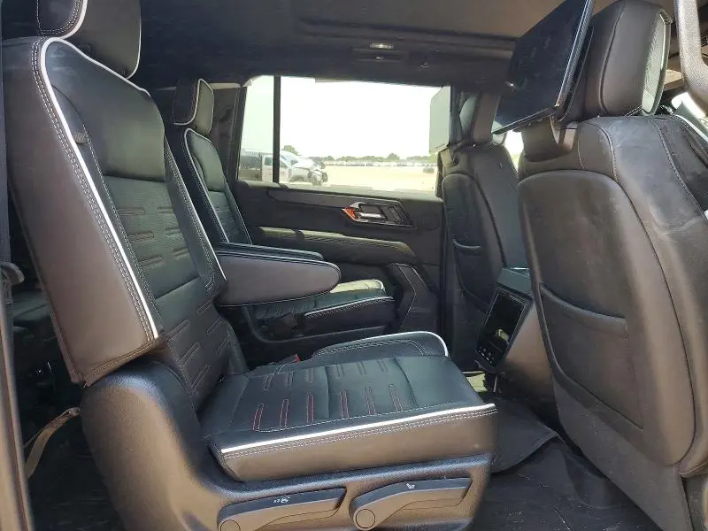 2025 GMC YUKON XL AT4 ULTIMATE  