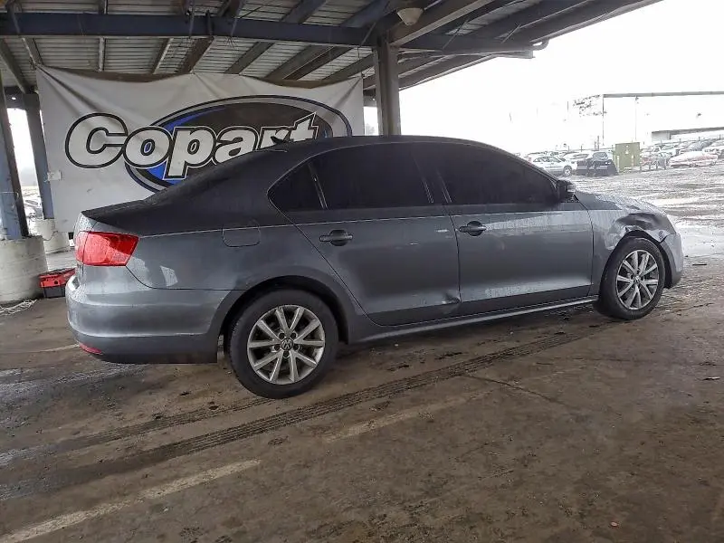 2012 VOLKSWAGEN JETTA SE  