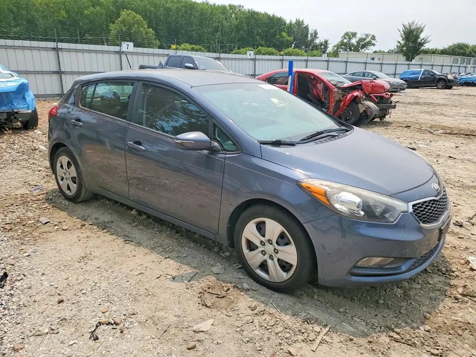 2016 KIA FORTE LX  