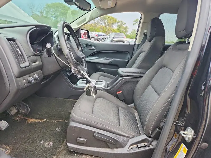 2017 CHEVROLET COLORADO LT  