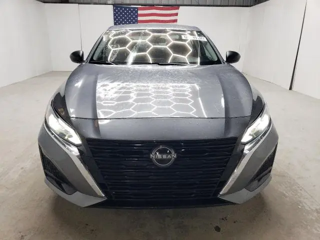 2024 NISSAN ALTIMA SV  