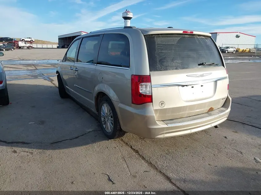 2013 CHRYSLER TOWN & COUNTRY LIMITED