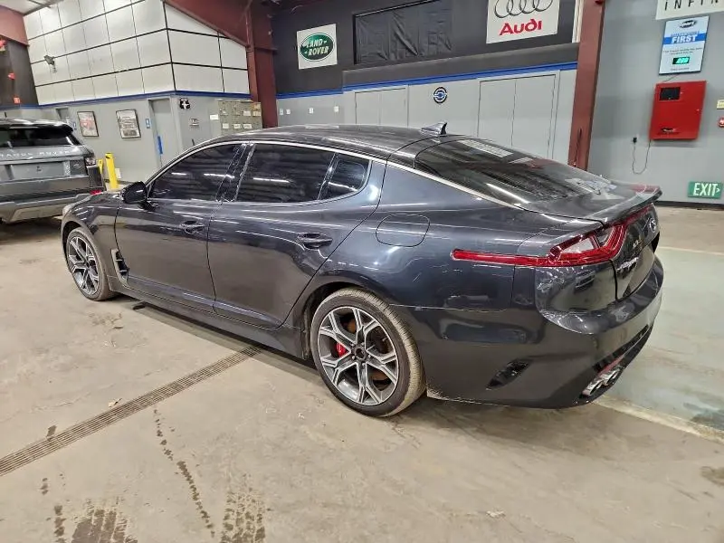 2019 KIA STINGER GT  