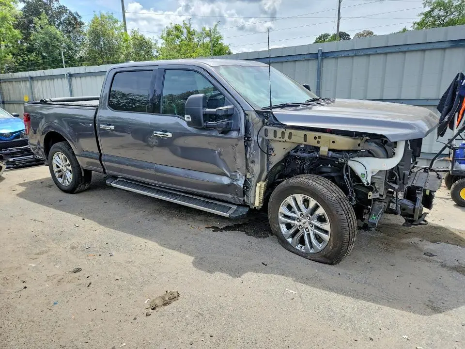 2024 FORD F150 XLT  