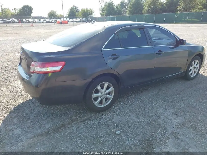 2011 TOYOTA CAMRY LE