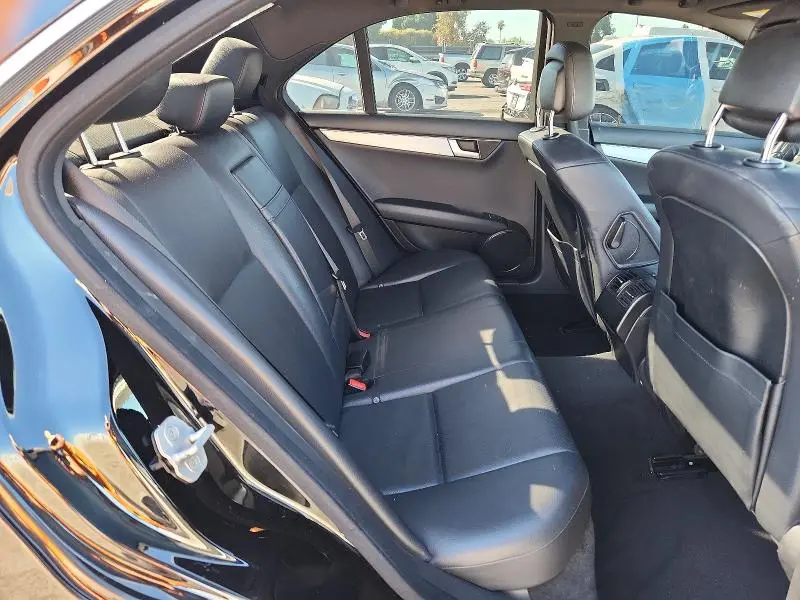 2013 MERCEDES-BENZ C 250  