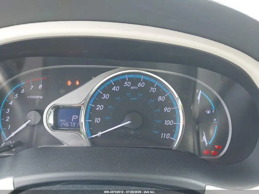 2012 TOYOTA SIENNA XLE V6 8 PASSENGER