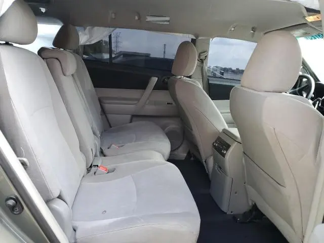 2012 TOYOTA HIGHLANDER BASE  