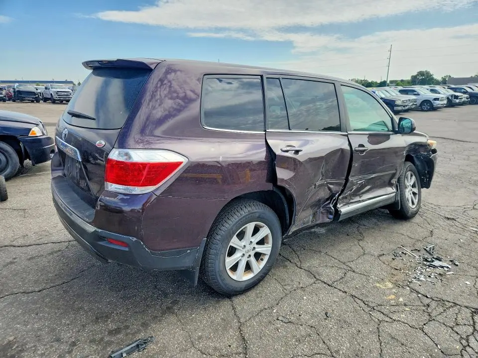 2013 TOYOTA HIGHLANDER BASE  