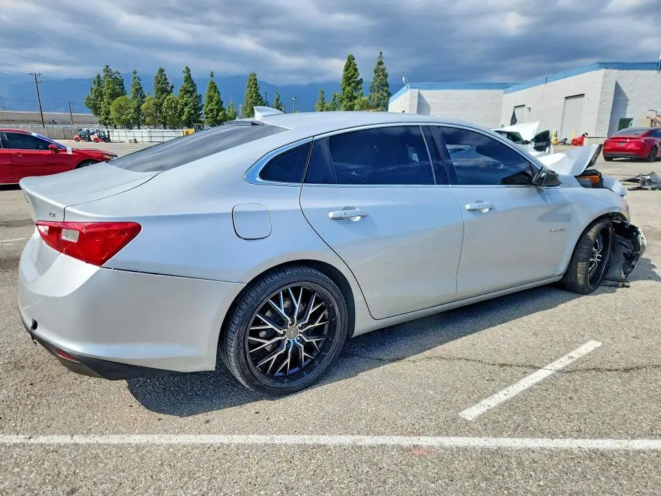 2017 CHEVROLET MALIBU LT  