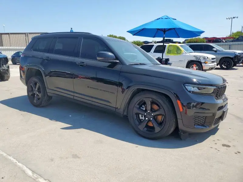2021 JEEP GRAND CHEROKEE L LAREDO  