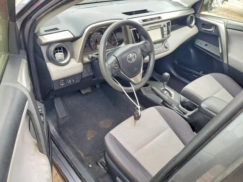 2015 TOYOTA RAV4 XLE  