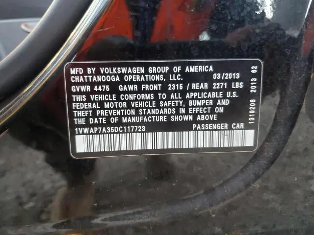 2013 VOLKSWAGEN PASSAT S  