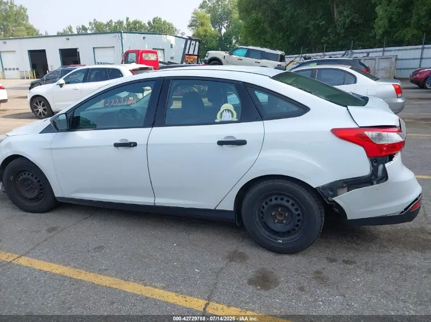 2014 FORD FOCUS S