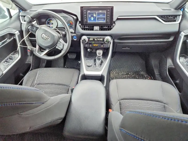 2022 TOYOTA RAV4 SE  