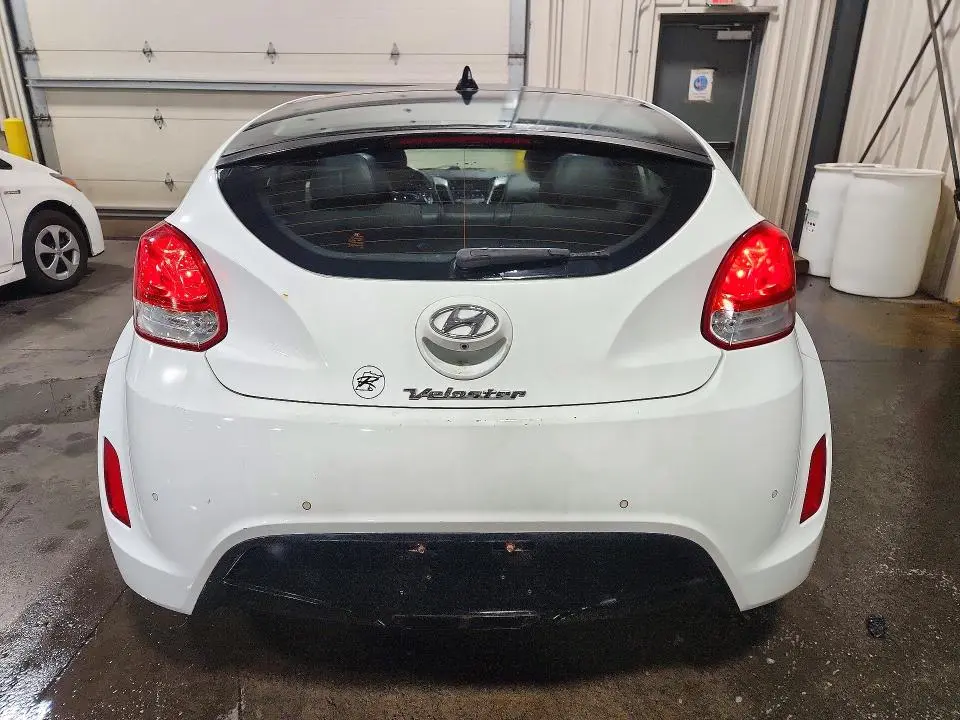2016 HYUNDAI VELOSTER BASE  