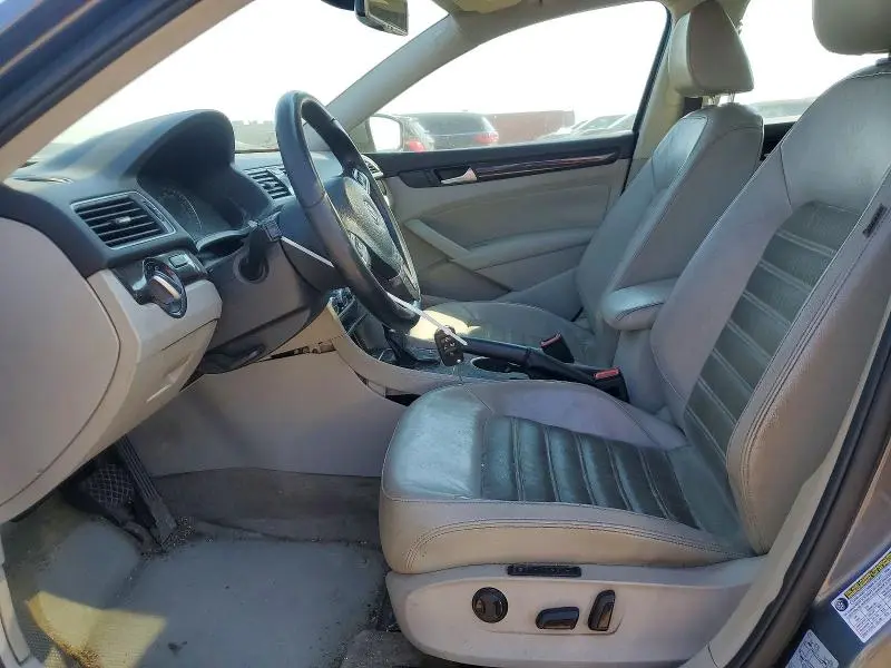 2014 VOLKSWAGEN PASSAT SEL  