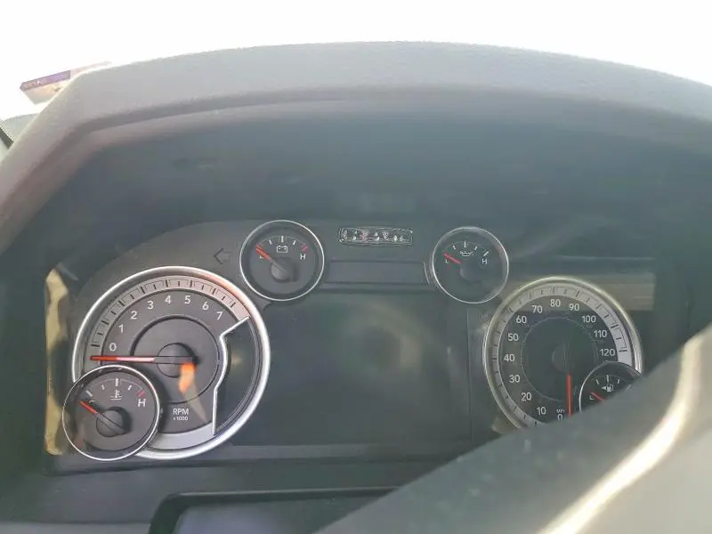 2017 RAM 1500 SLT  
