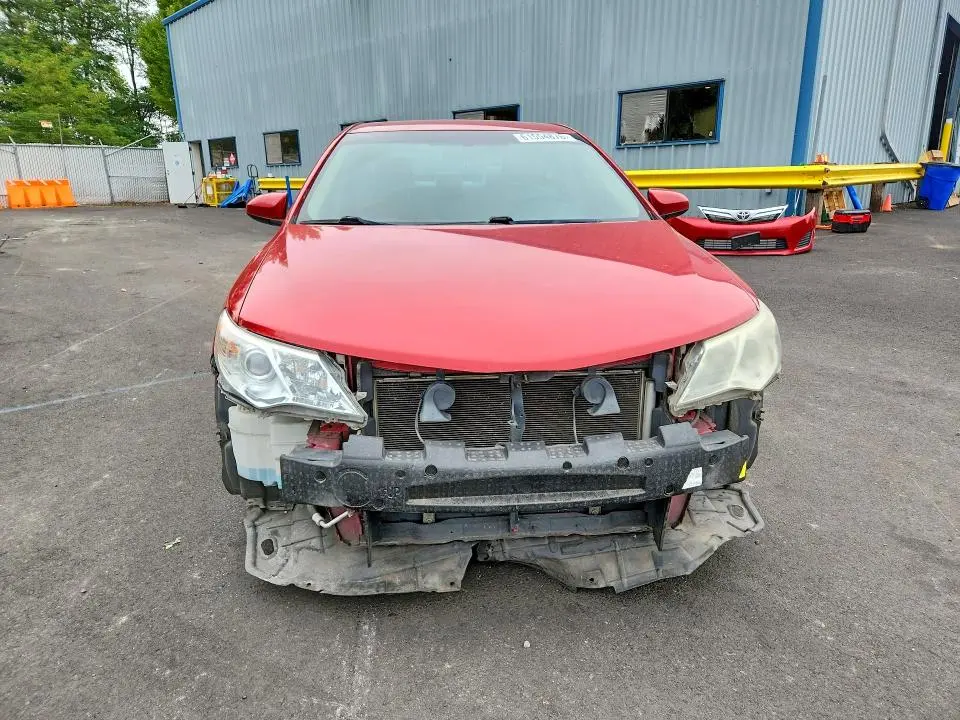2013 TOYOTA CAMRY LE  