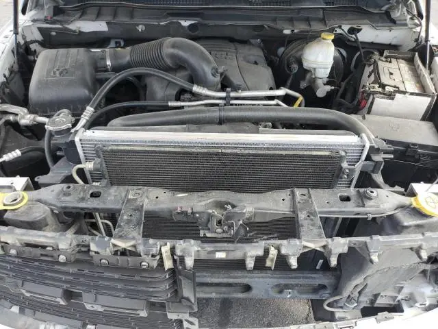 2013 RAM 1500 SLT