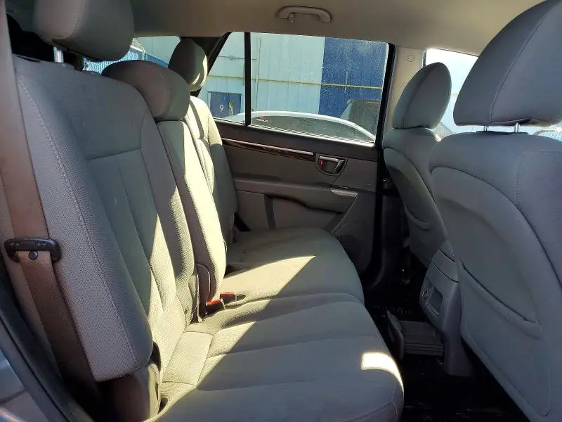 2010 HYUNDAI SANTA FE GLS  