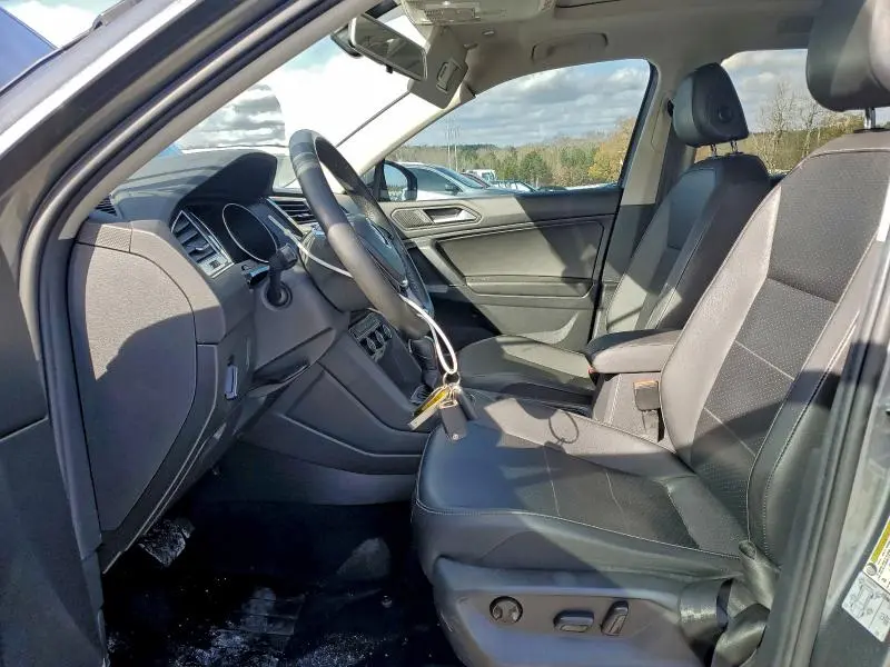 2020 VOLKSWAGEN TIGUAN SE  