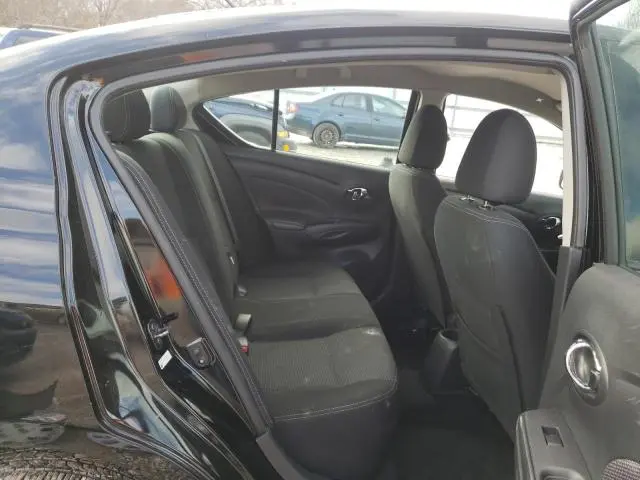 2019 NISSAN VERSA S  