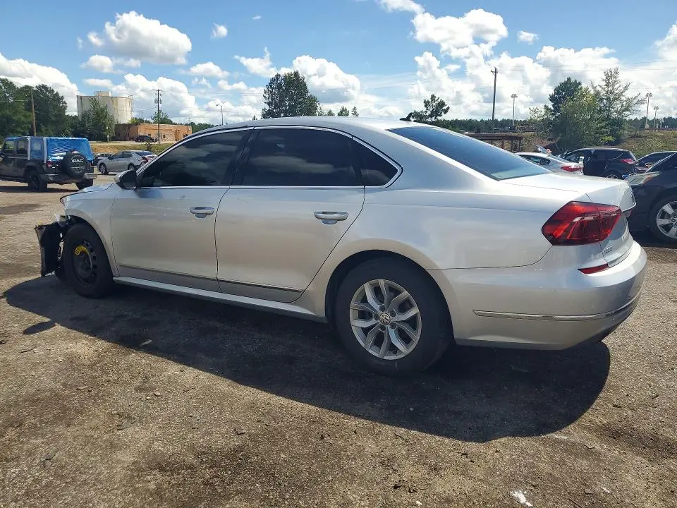 2017 VOLKSWAGEN PASSAT S  