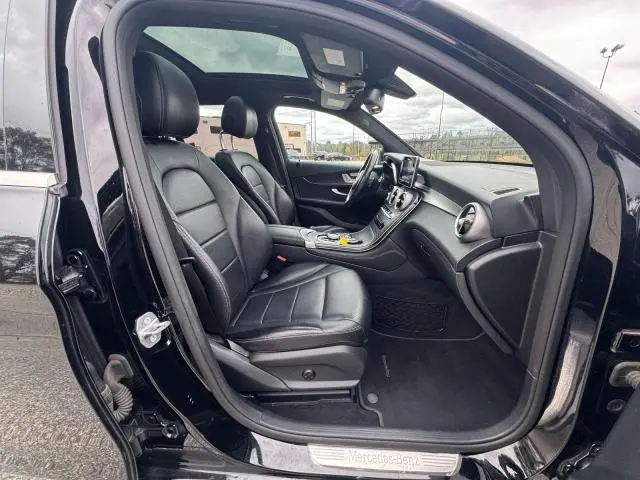 2017 MERCEDES-BENZ GLC 300 4MATIC  