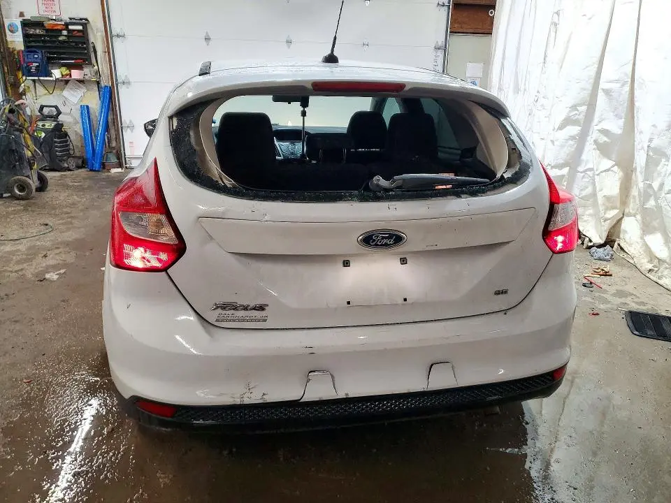 2014 FORD FOCUS SE  