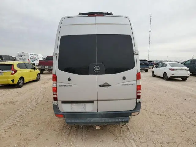 2011 MERCEDES-BENZ SPRINTER 2500