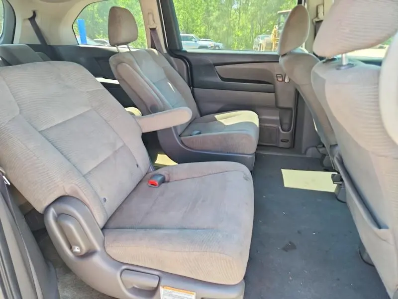 2012 HONDA ODYSSEY LX  